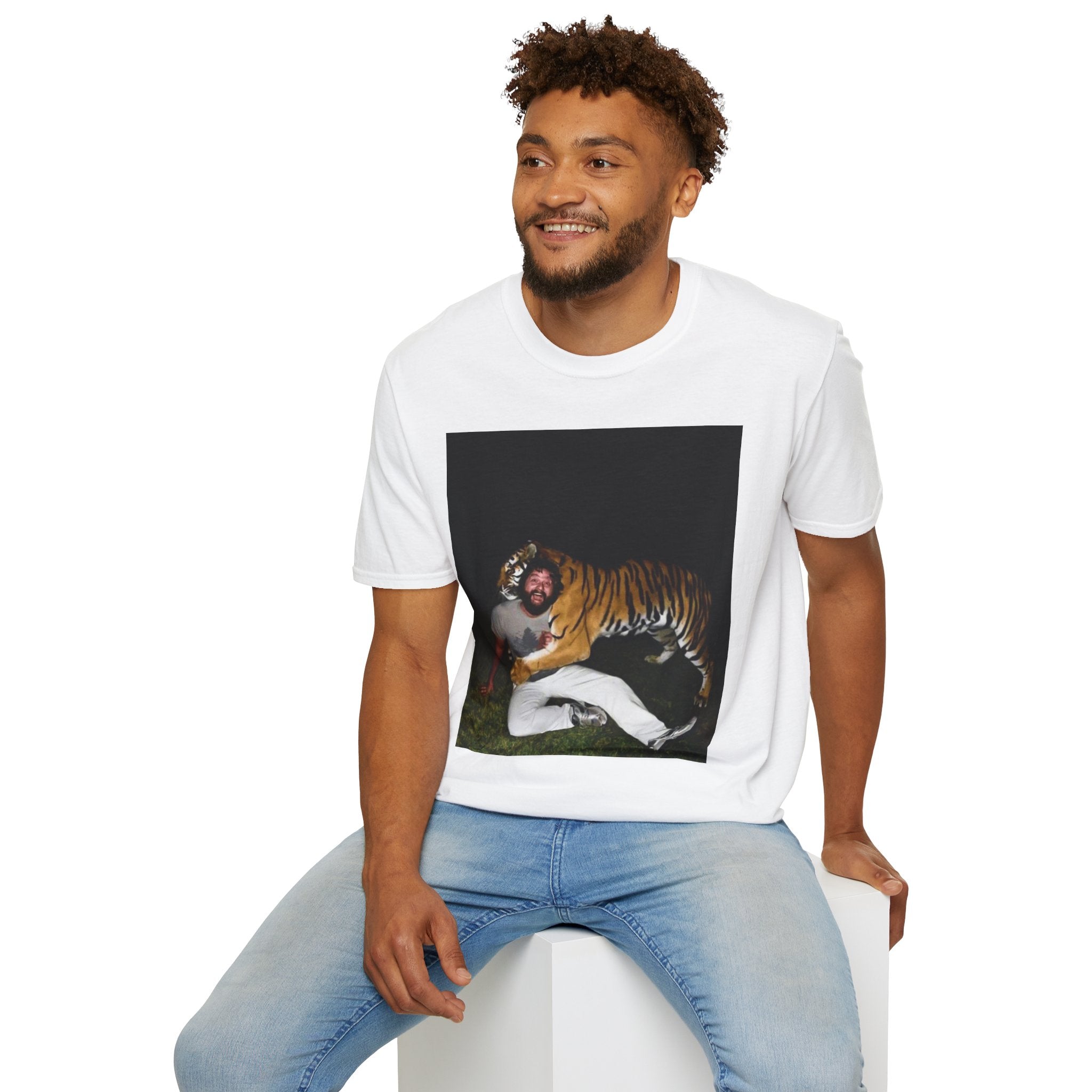 Alan & Tiger From Hangover Movie Graphic T-shirt